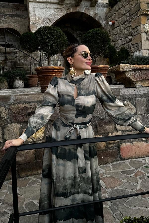 Salia Yeşil Krem Geçişli Elbise