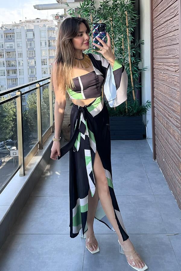 Salvio Tek Kol Renkli Saten Elbise - Siyah