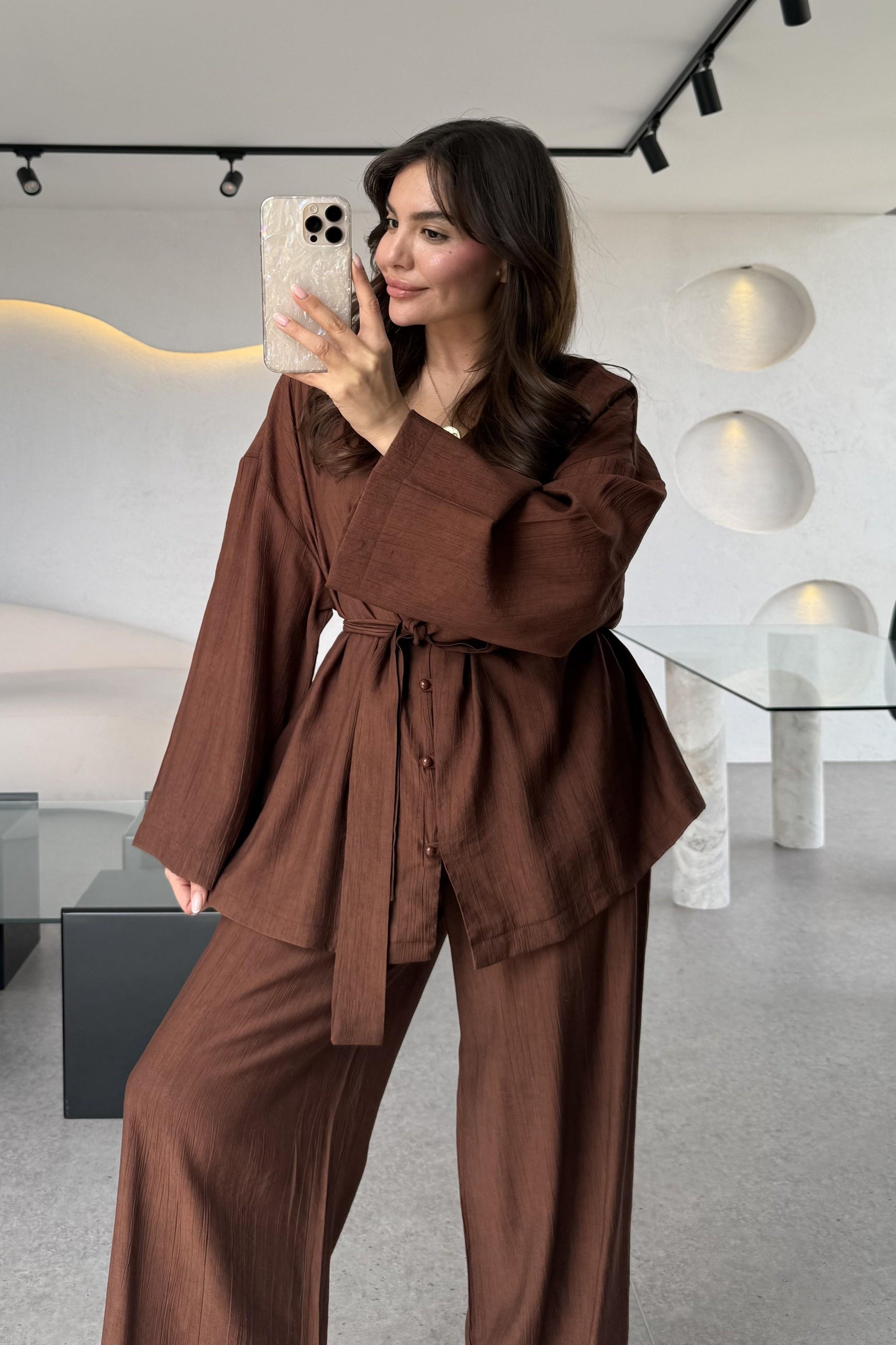 Sarah Acı Kahve Kuşaklı Gömlek Pantolon Takım