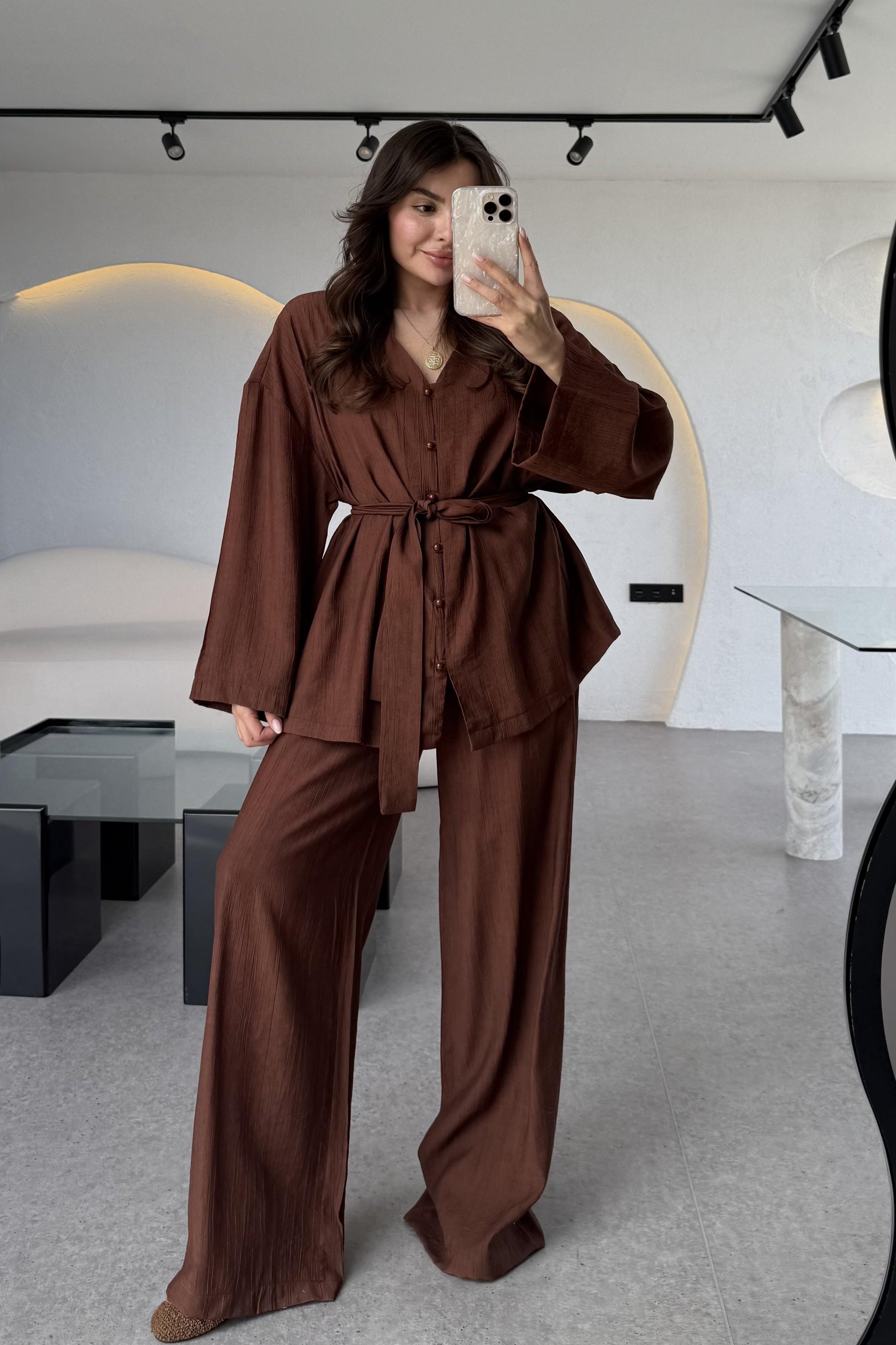 Sarah Acı Kahve Kuşaklı Gömlek Pantolon Takım