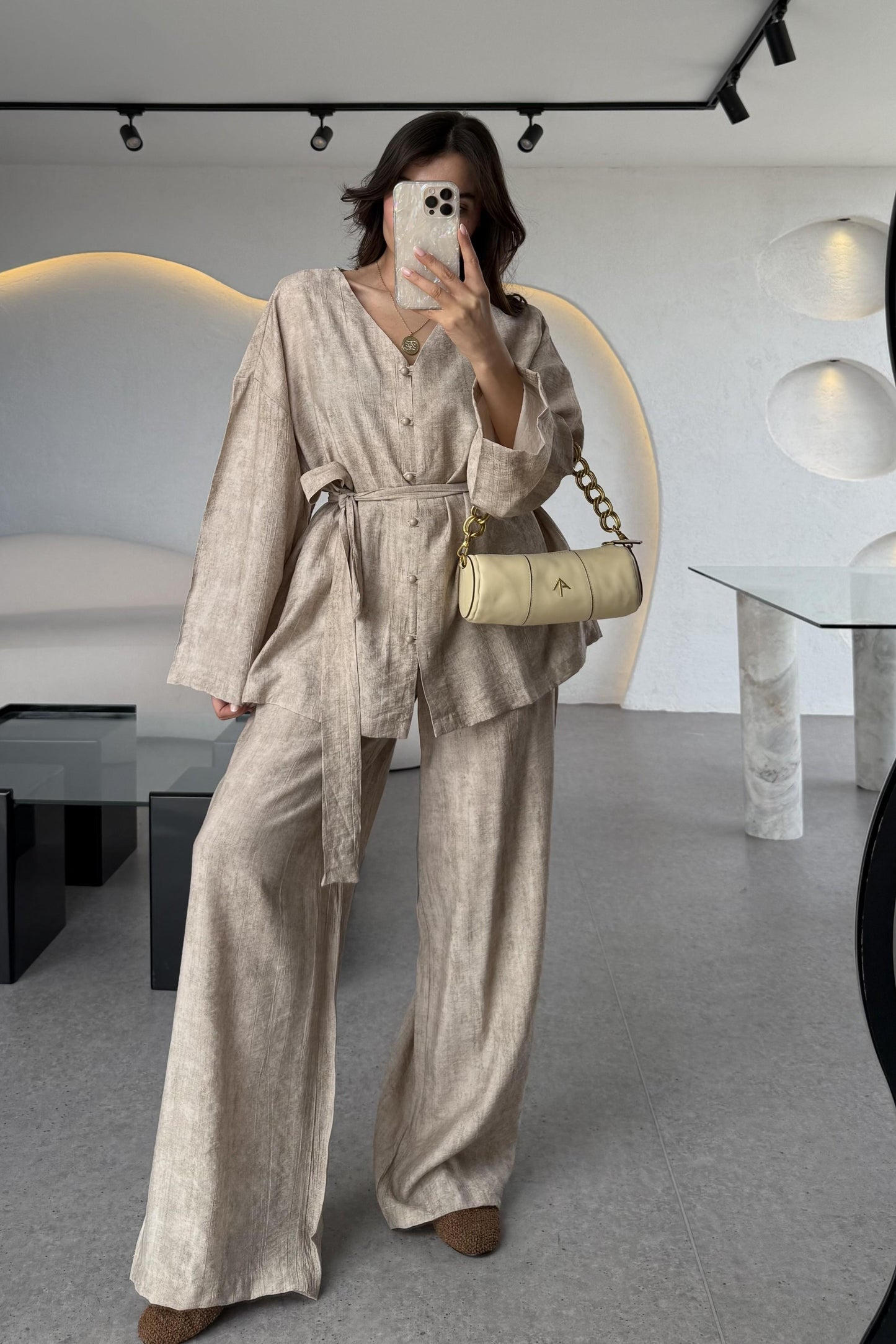 Sarah Taş Kuşaklı Gömlek Pantolon Takım