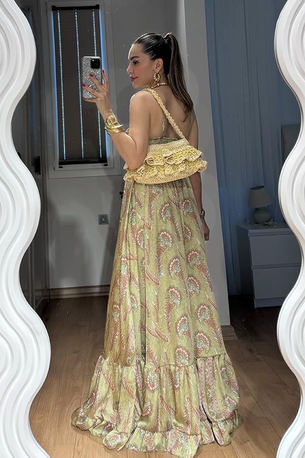 Sare Desenli Saten Yeşil Elbise