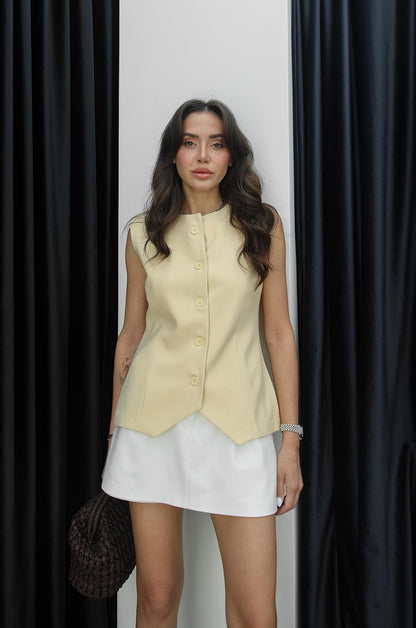 SARI CARINE YELEK