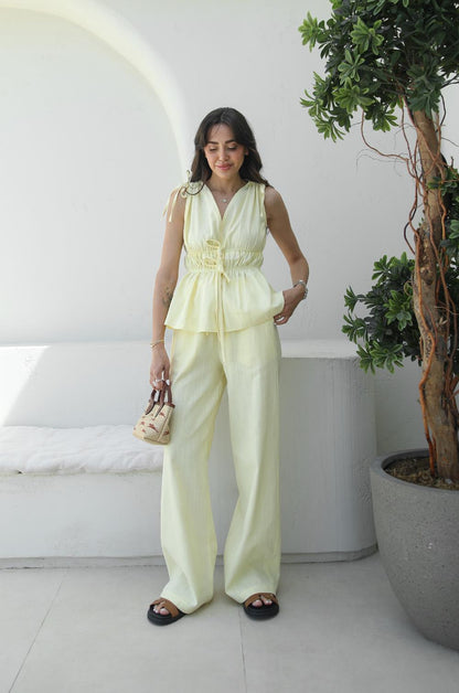 SARI LASTIK DETAYLI BLUZ PANTOLON TAKIM