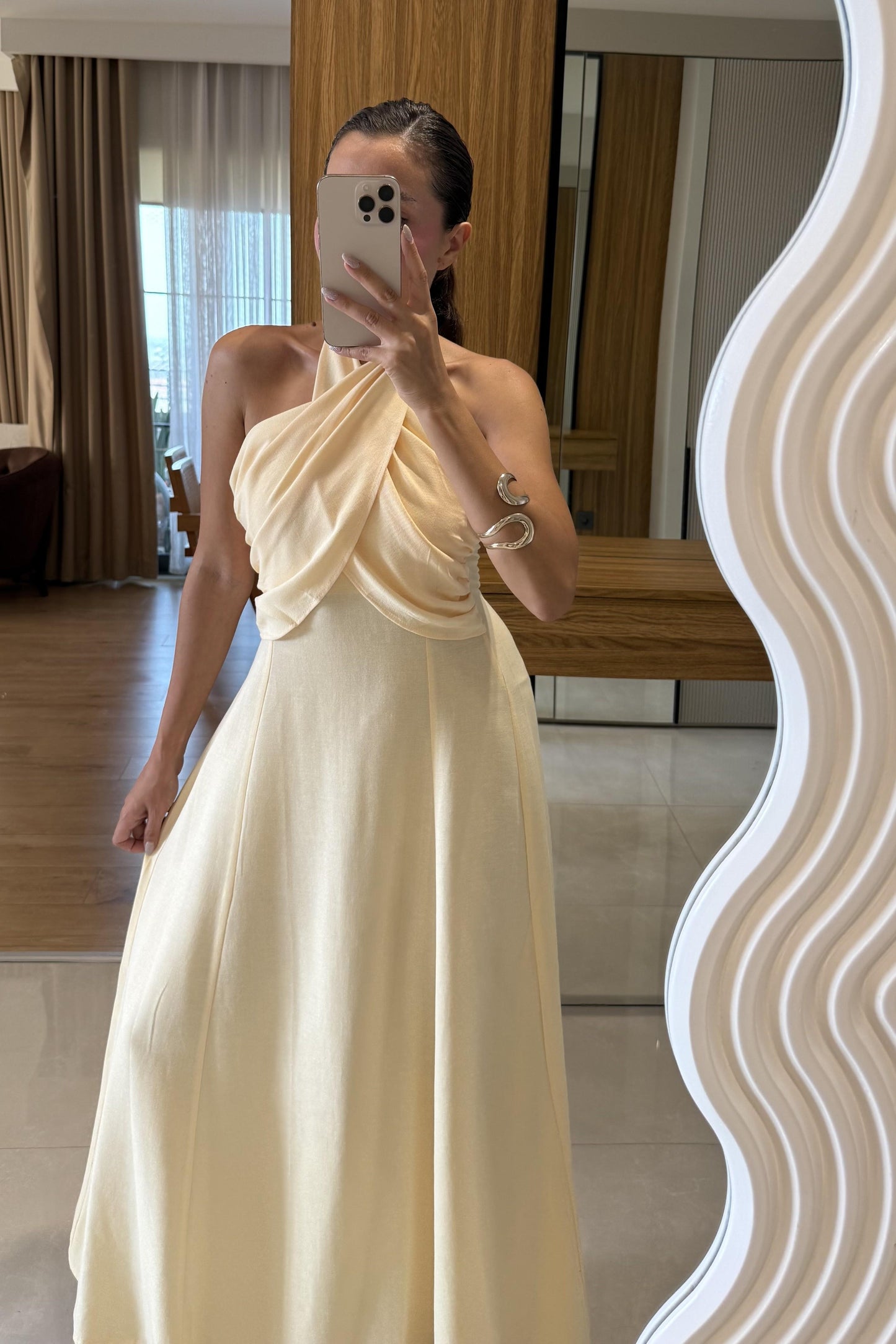 Serena Sarı Boyundan Bağlamalı Çan Elbise