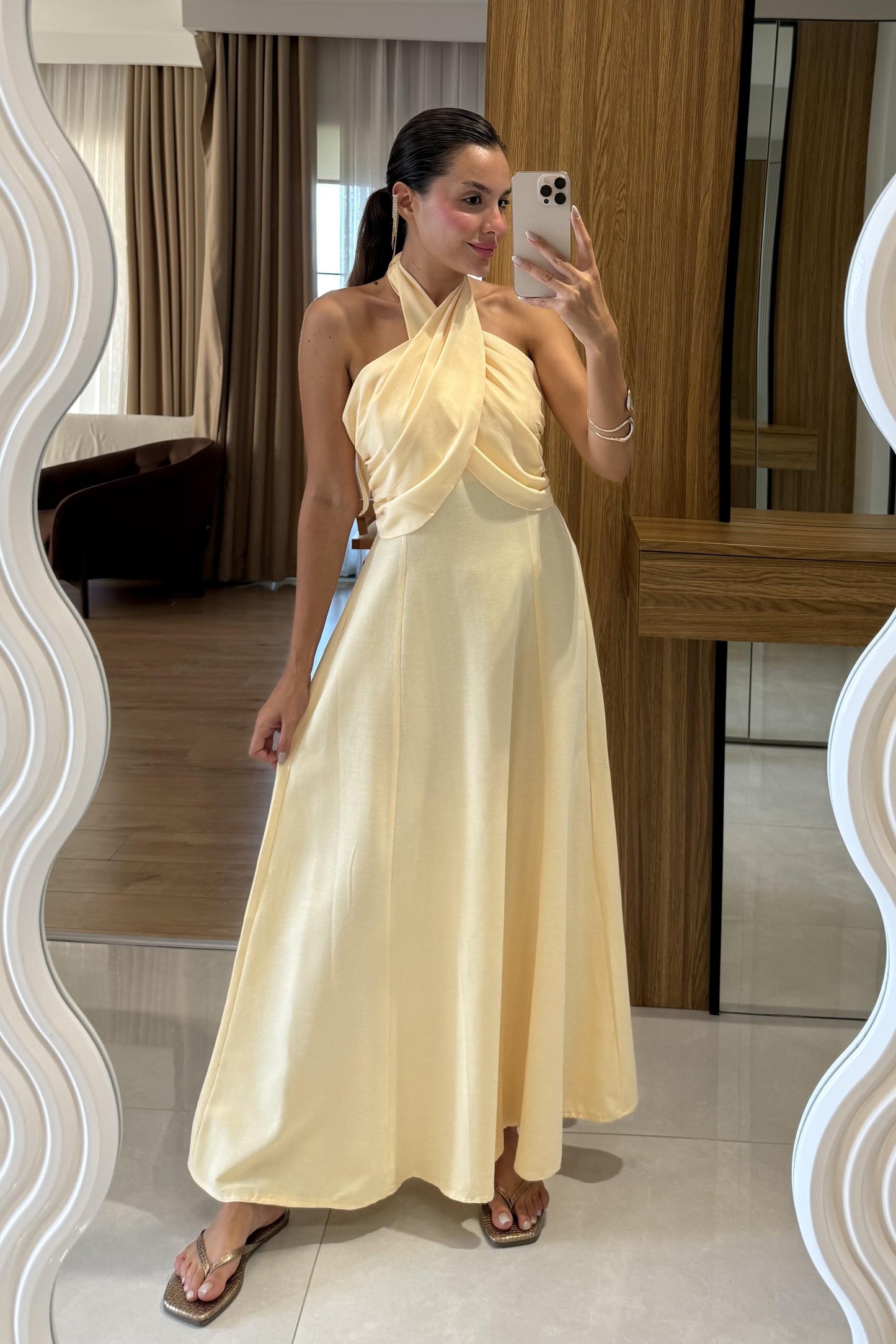 Serena Sarı Boyundan Bağlamalı Çan Elbise