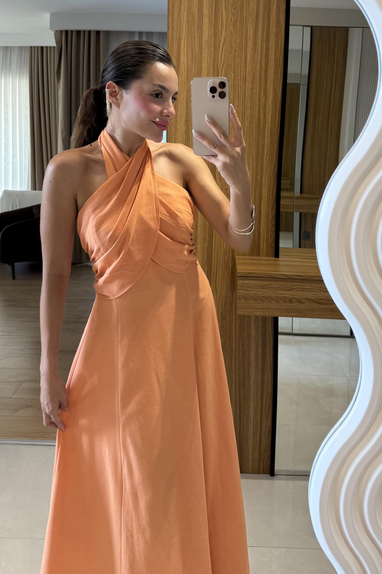 Serena Turuncu Boyundan Bağlamalı Çan Elbise