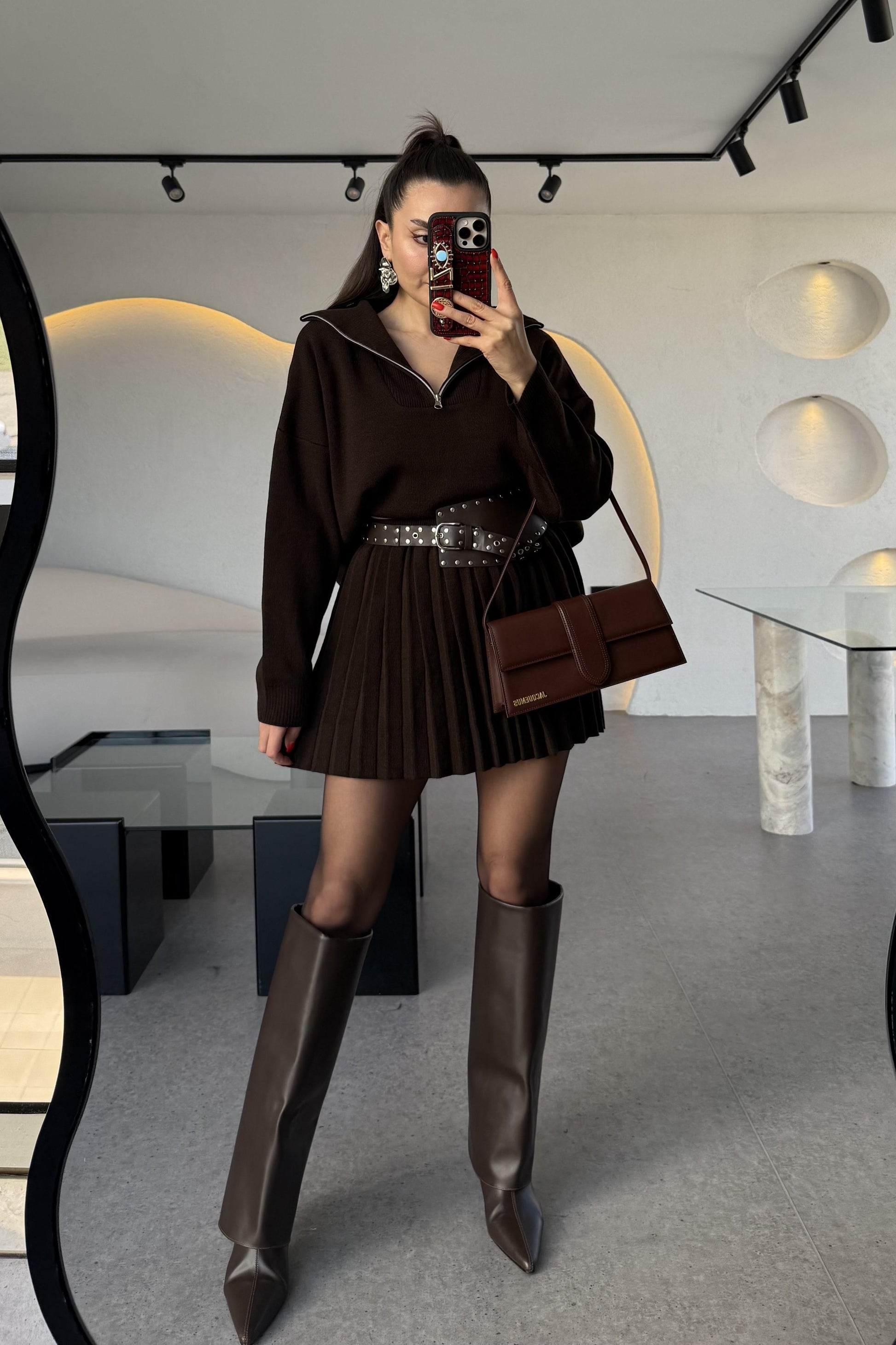 Shake Acı Kahve Kamyoner Yaka Pileli Etekli Takım