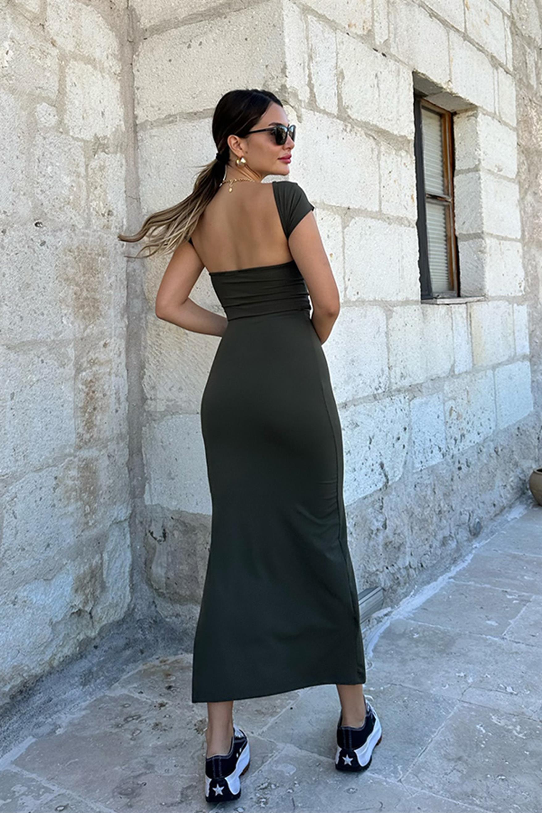 Shenell haki yeşil sırt dekolteli etekli takım