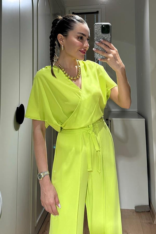 Shepherd Yırtmaçlı Pantolon Bluz Takım - Neon Yeşil