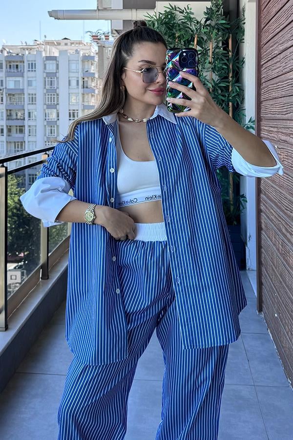 Simony Beyaz Geçişli Çizgili Takım - Lacivert