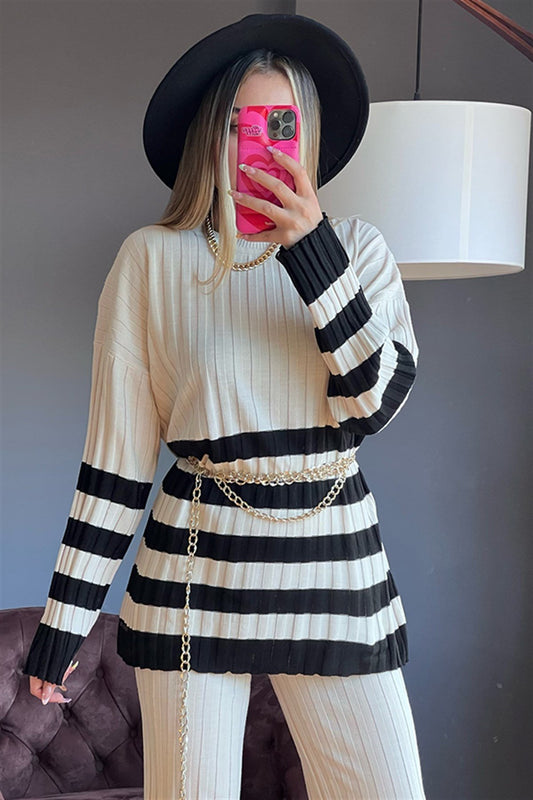 Siyah çizgili ekru triko takım