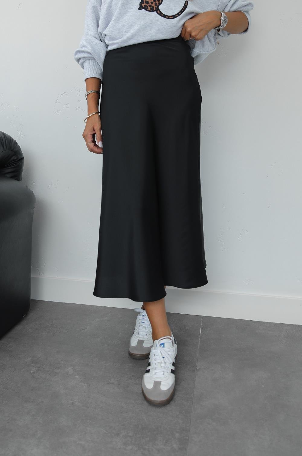 SIYAH KREP SATEN ETEK