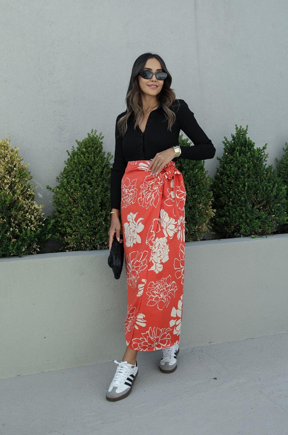 SIYAH POLO YAKA HIRKA