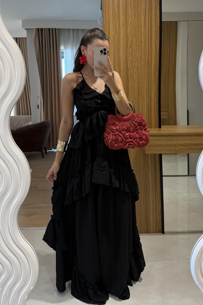 Solene Siyah Kat Kat Fırfırlı Sırt Dekolteli Uzun Elbise