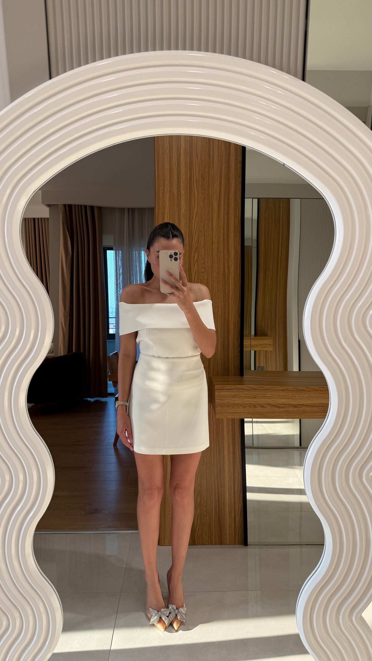 Solven Beyaz Etekli Premium Takım