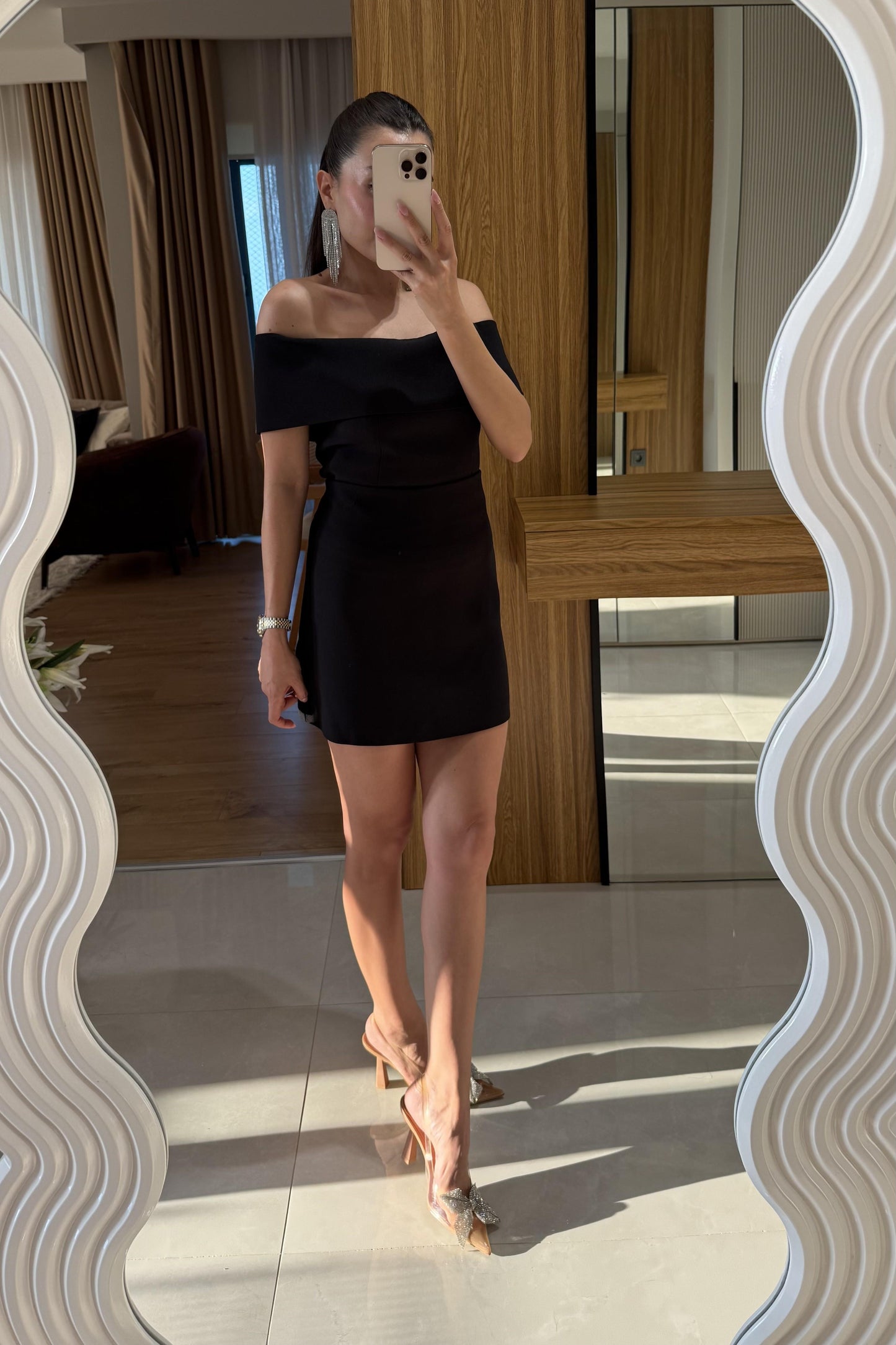 Solven Siyah Etekli Premium Takım