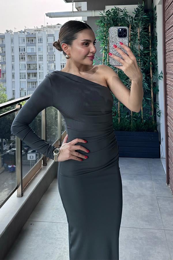 Stanka Tek Omuz Drapeli Elbise - Füme