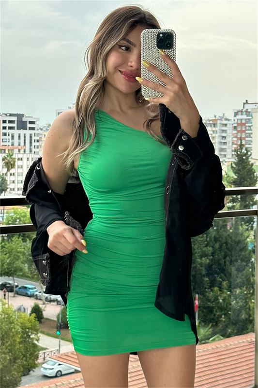 Str tek omuz yeşil drapeli elbise