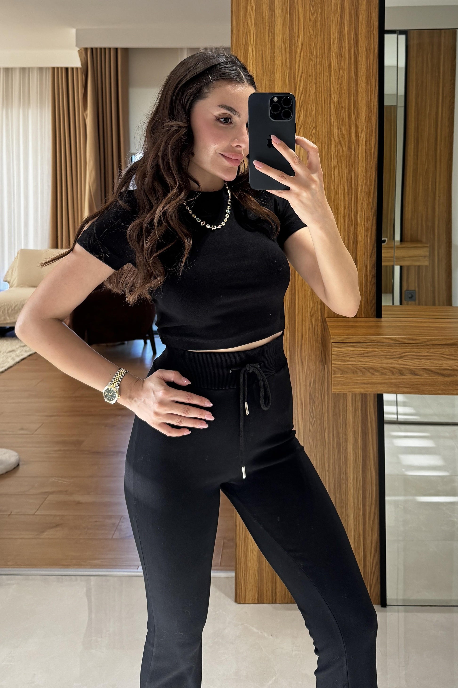 Taleva Siyah Spor Crop Takım