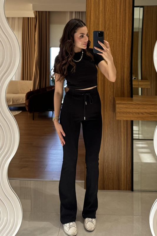 Taleva Siyah Spor Crop Takım