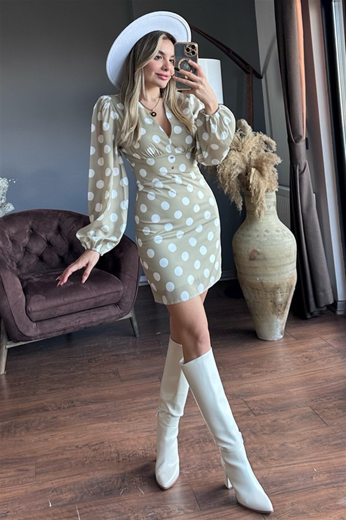 Taş rengi beyaz puantiyeli balon kol elbise