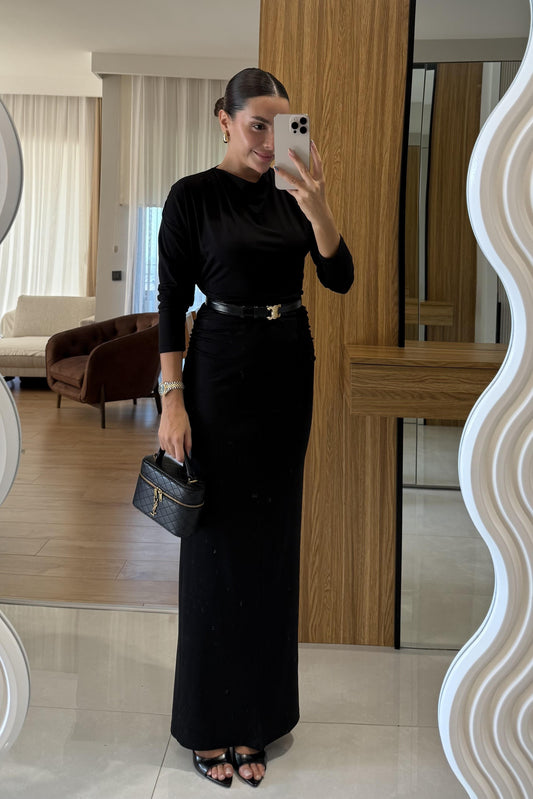 Taulov Siyah Sırt Detaylı Etekli Takım