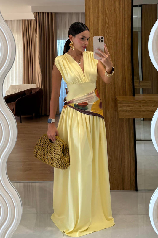 Taylor Sarı Belden Oturtmalı Elbise
