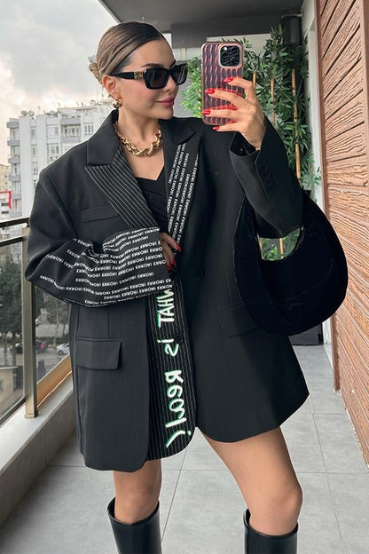 Vanesa Çizgili Yazı Baskılı Oversize Blazer Ceket