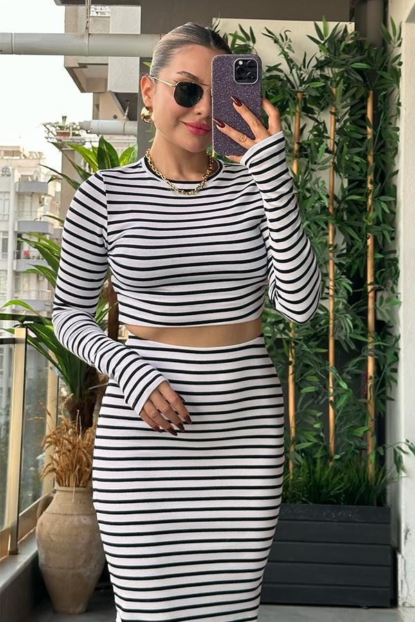 Veils Beyaz Çizgili Etekli Takım