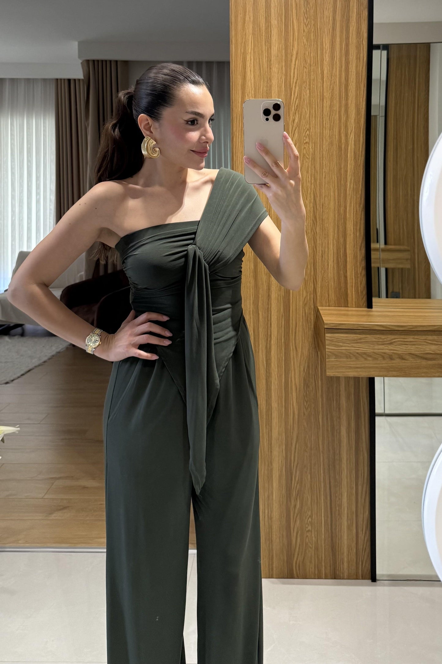 Veronika Haki Tasarım Takım