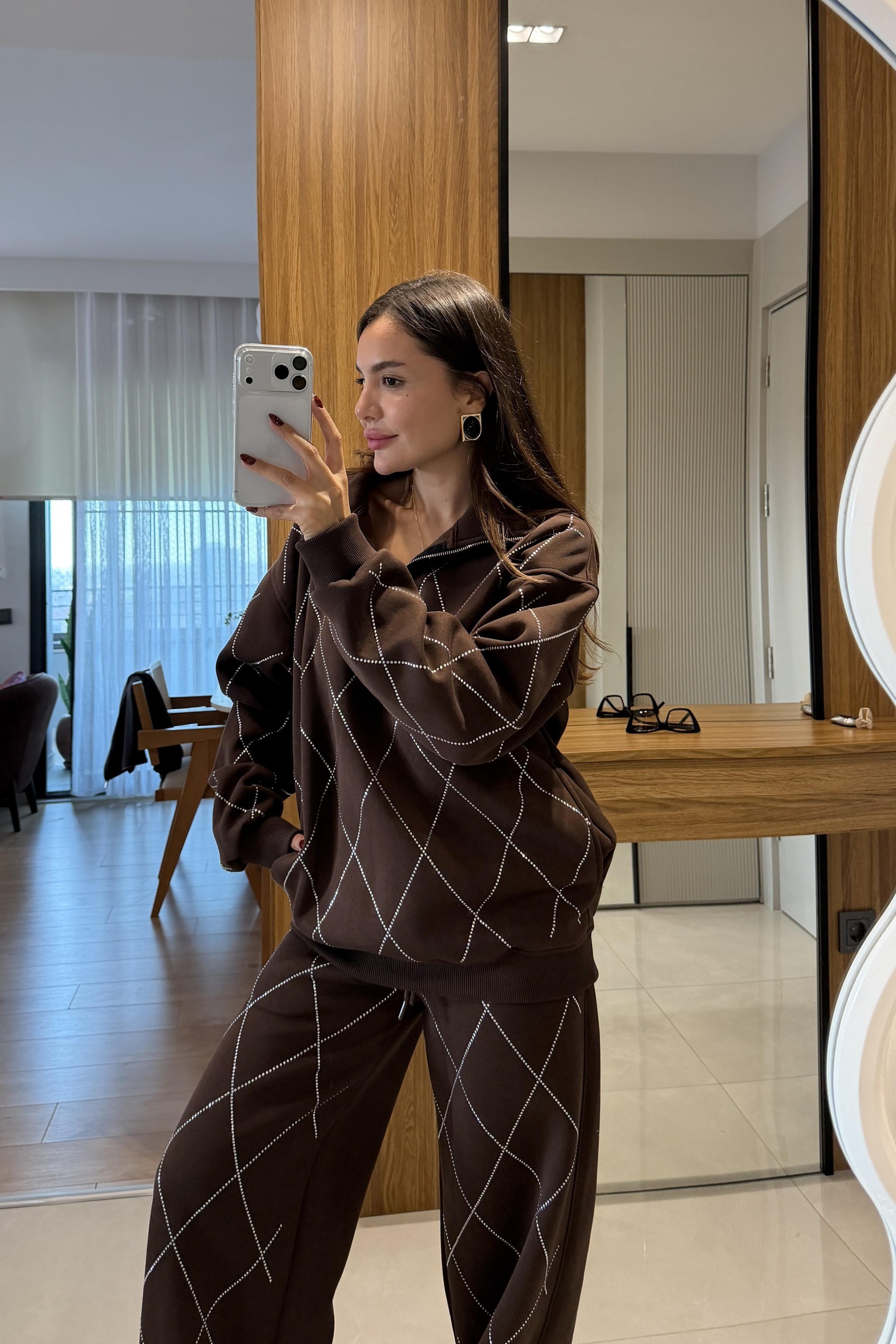 Virelia Kahve Çapraz Taşlı Üç İplik Takım