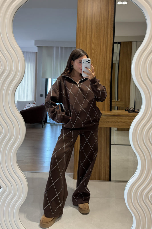 Virelia Kahve Çapraz Taşlı Üç İplik Takım