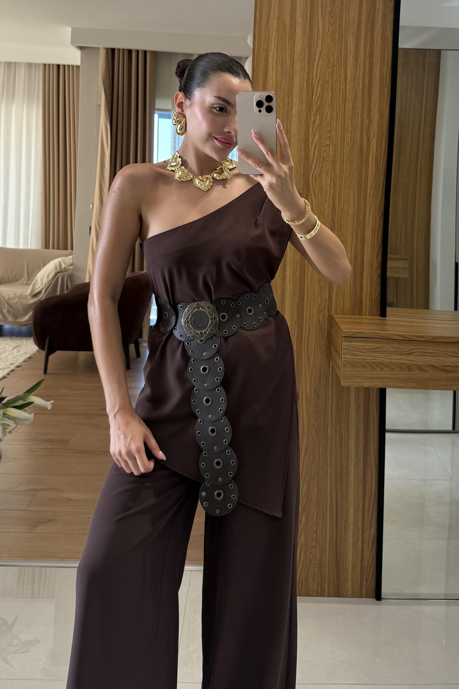 Waldra Kahve Tek Kol Asimetrik Pantolon Takım