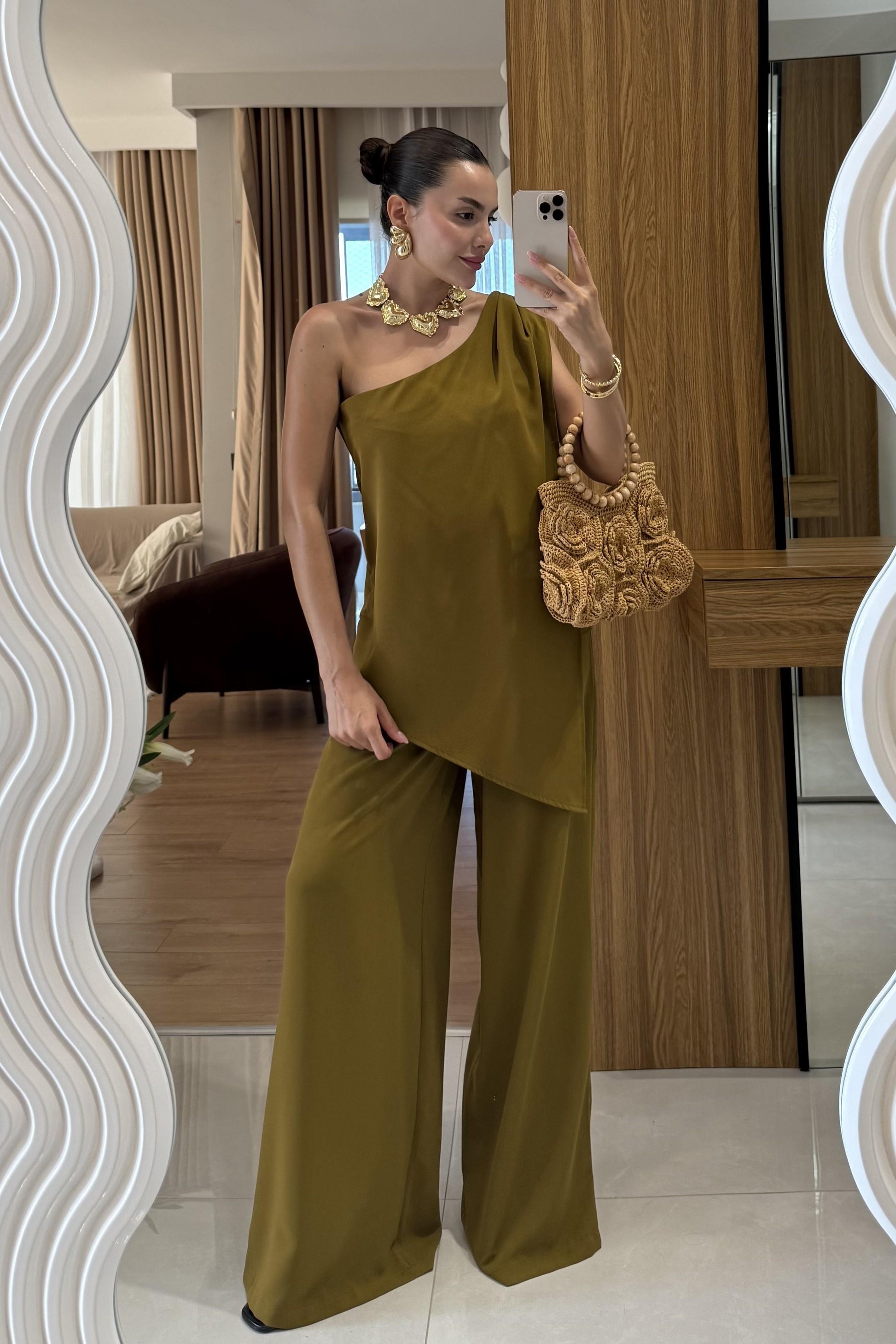 Waldra Yağ Yeşil Tek Kol Asimetrik Pantolon Takım