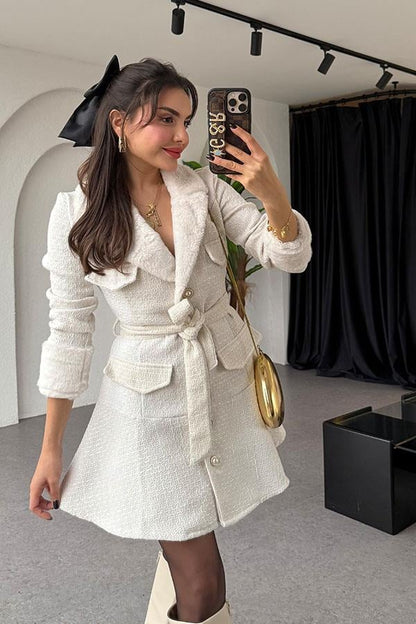 Wendelin Beyaz Yakası Peluş Tüvit Elbise