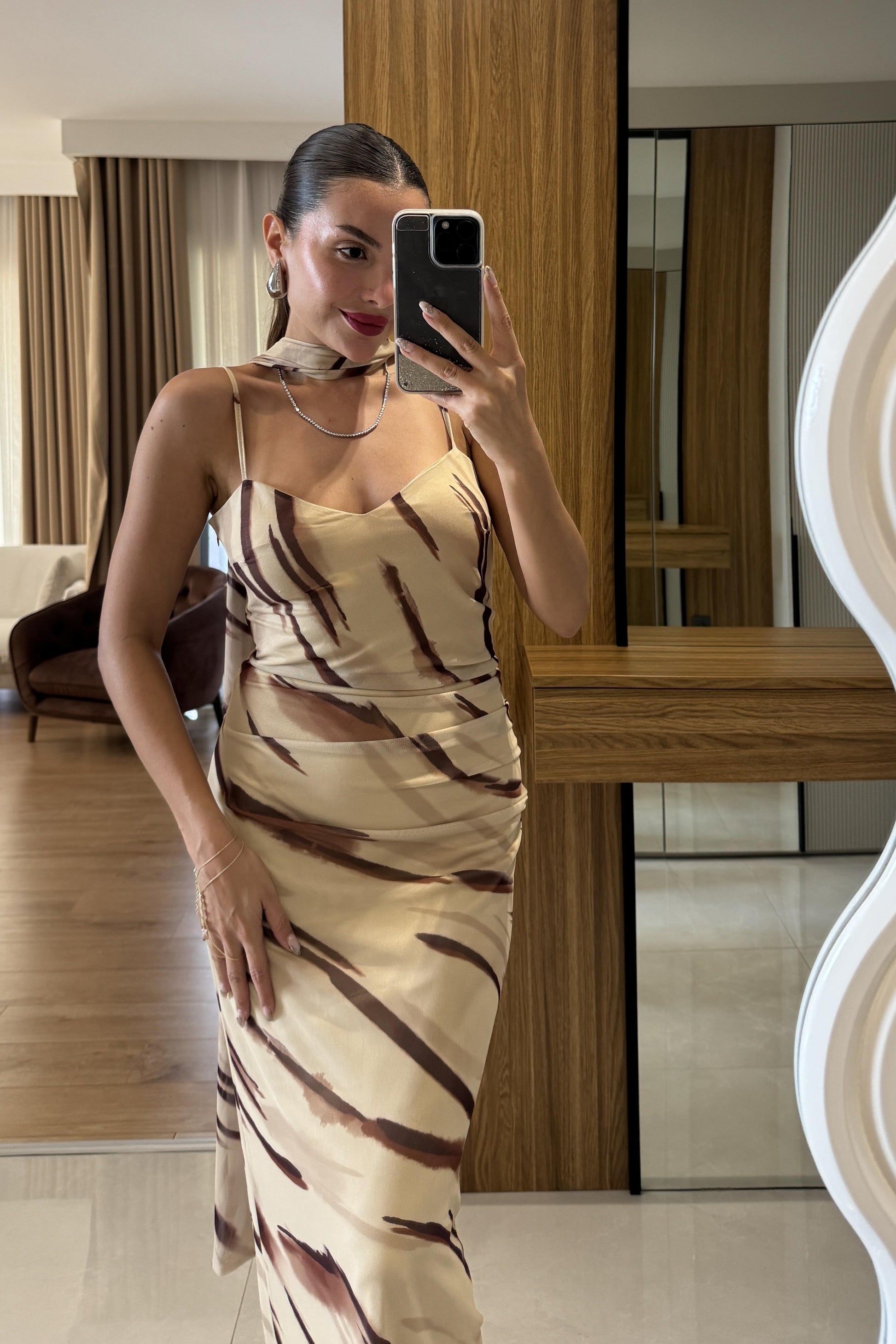 Wilson Zebra Şal Detay Astarlı Elbise