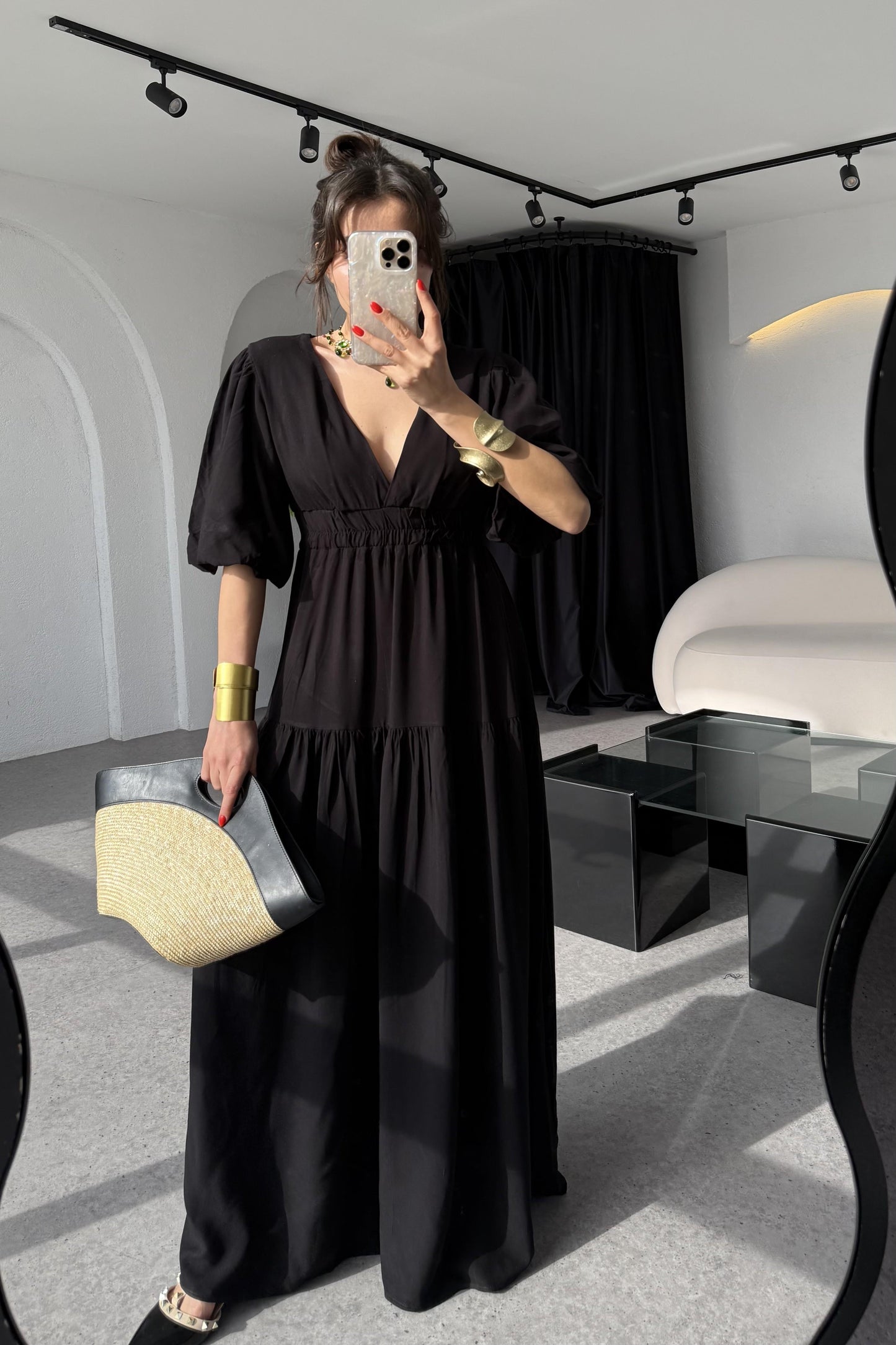 Wonka Siyah V yaka Çan Elbise