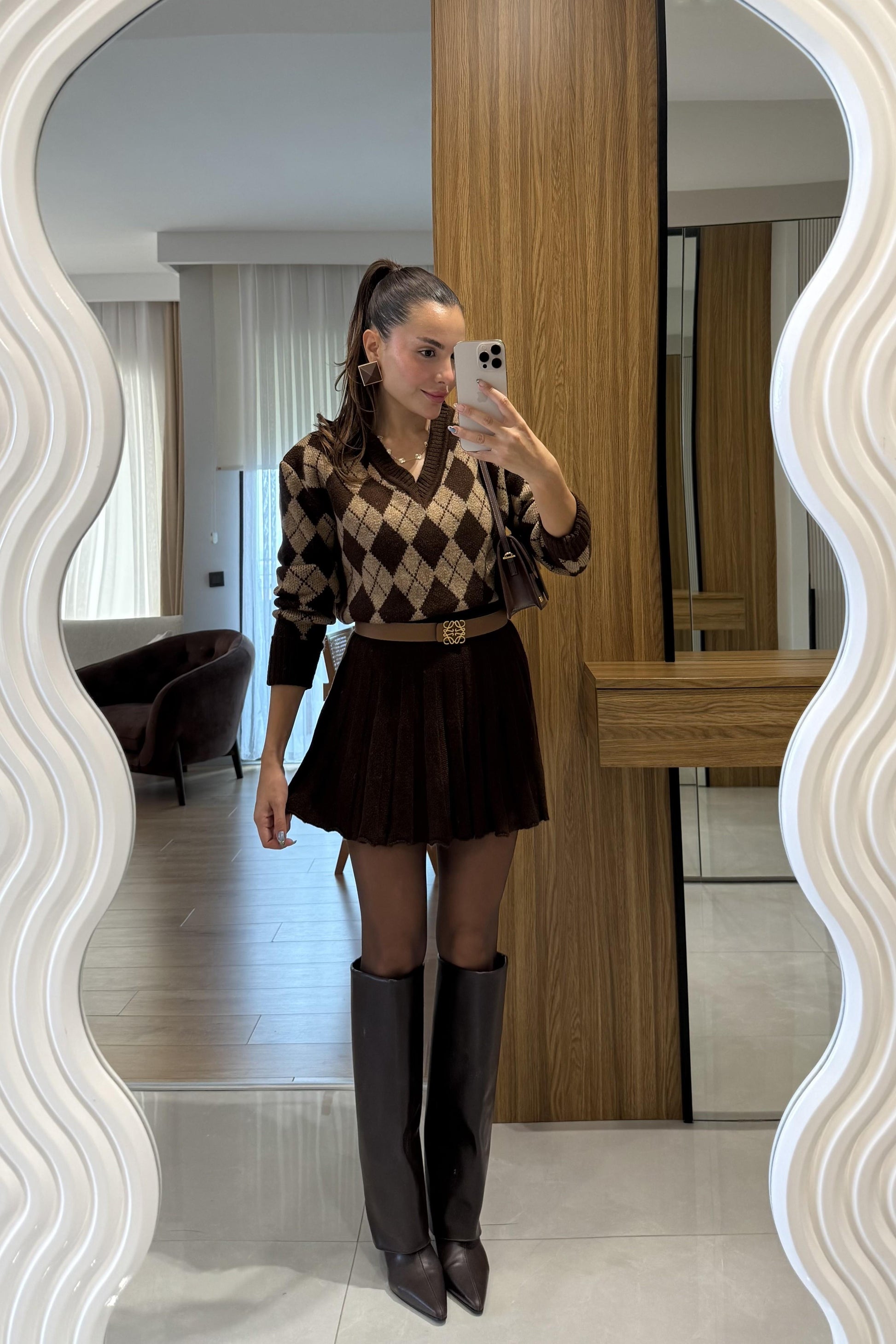 Woody Kahve-Vizon Baklava Desen Etekli Takım