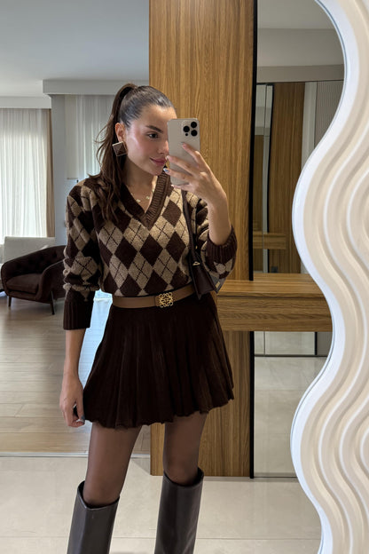 Woody Kahve-Vizon Baklava Desen Etekli Takım