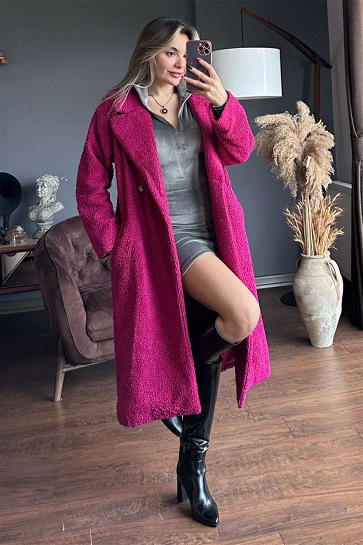 Yakası fermuarlı gri kadife elbise