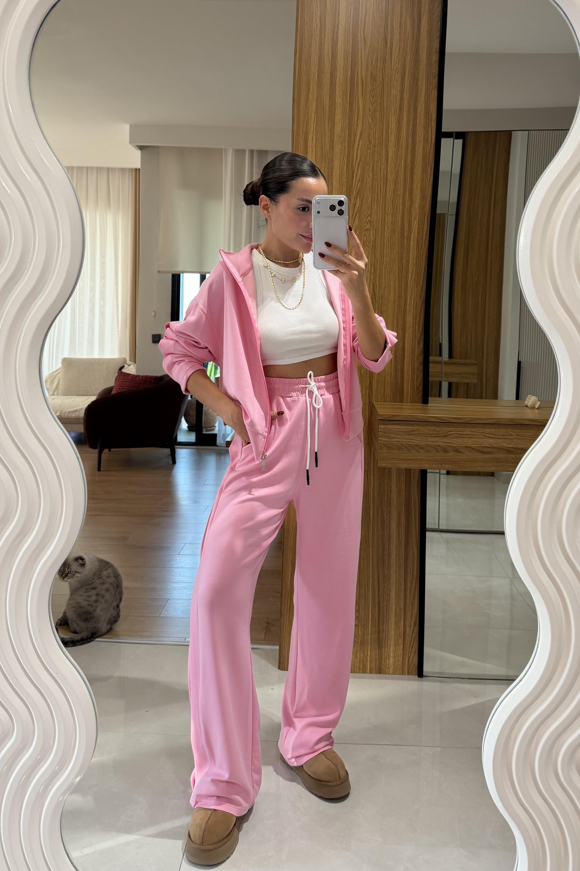 Yamore Pembe Kenar Detaylı Modal Takım