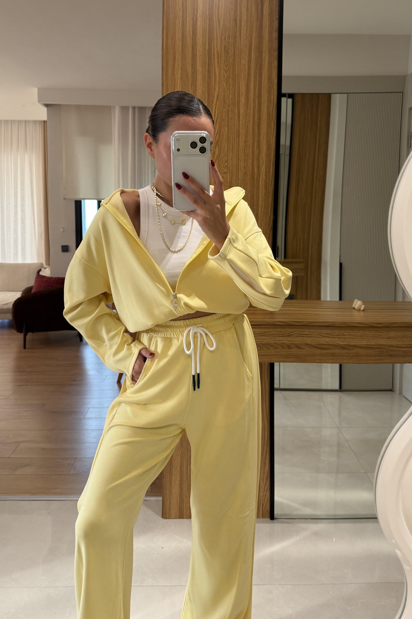 Yamore Sarı Kenar Detaylı Modal Takım