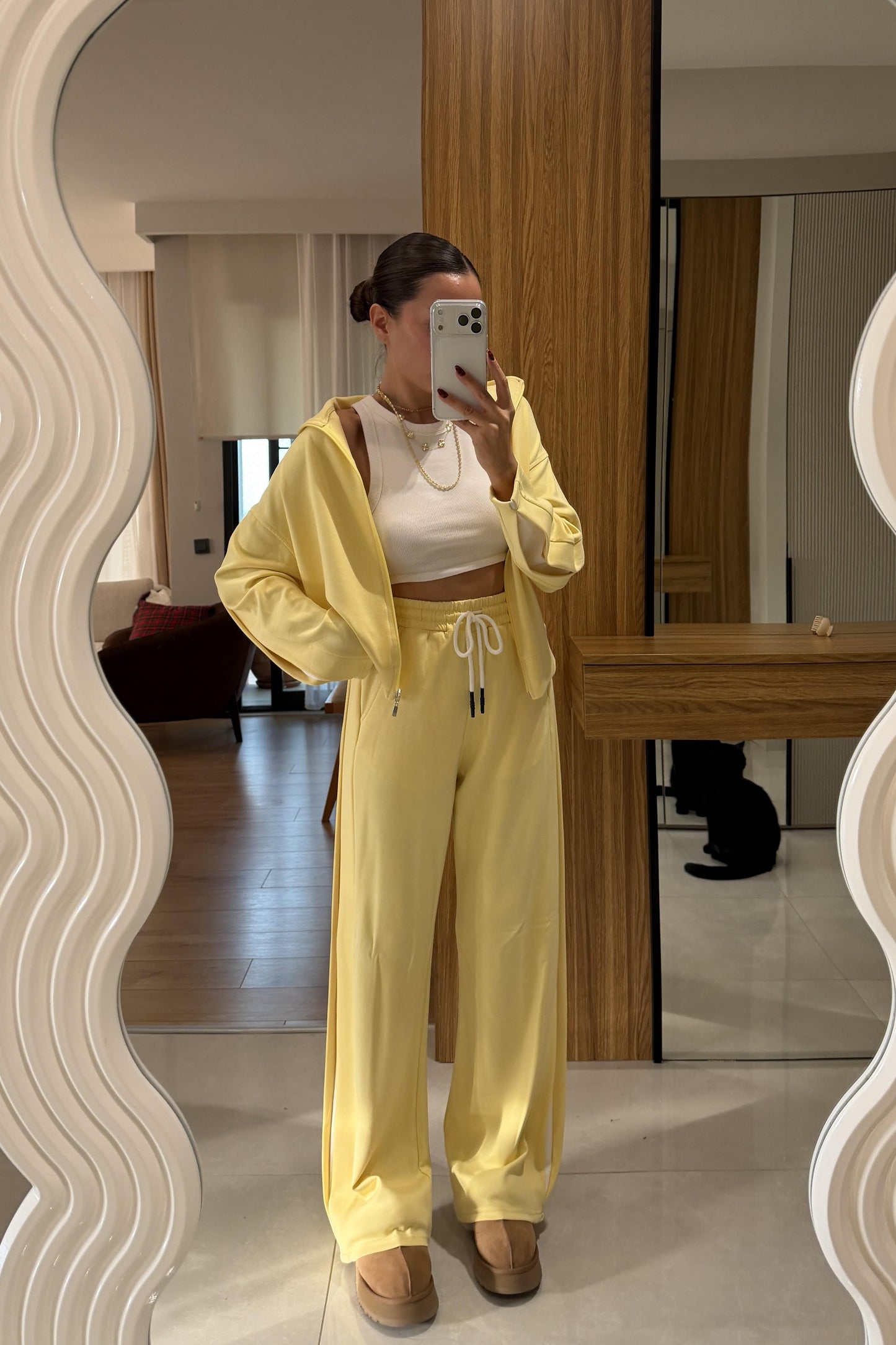 Yamore Sarı Kenar Detaylı Modal Takım