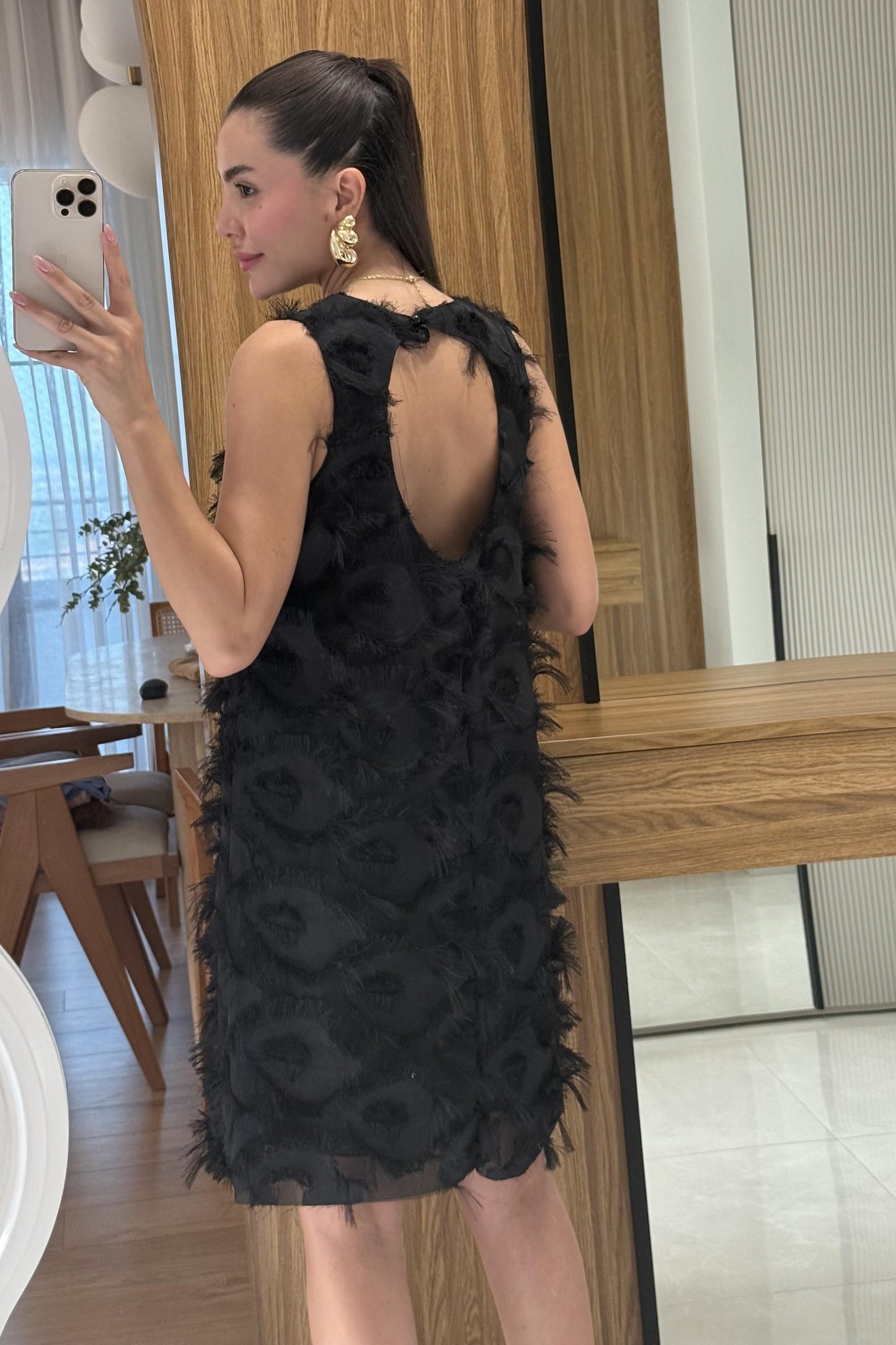 Zione Püsküllü Pencere Detaylı Siyah Elbise